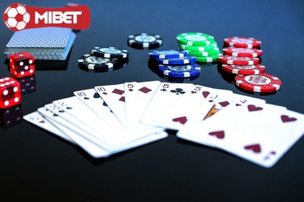luat danh bai tu lo kho chi tiet Luật đánh Tú Lơ Khơ ở trong cá cược